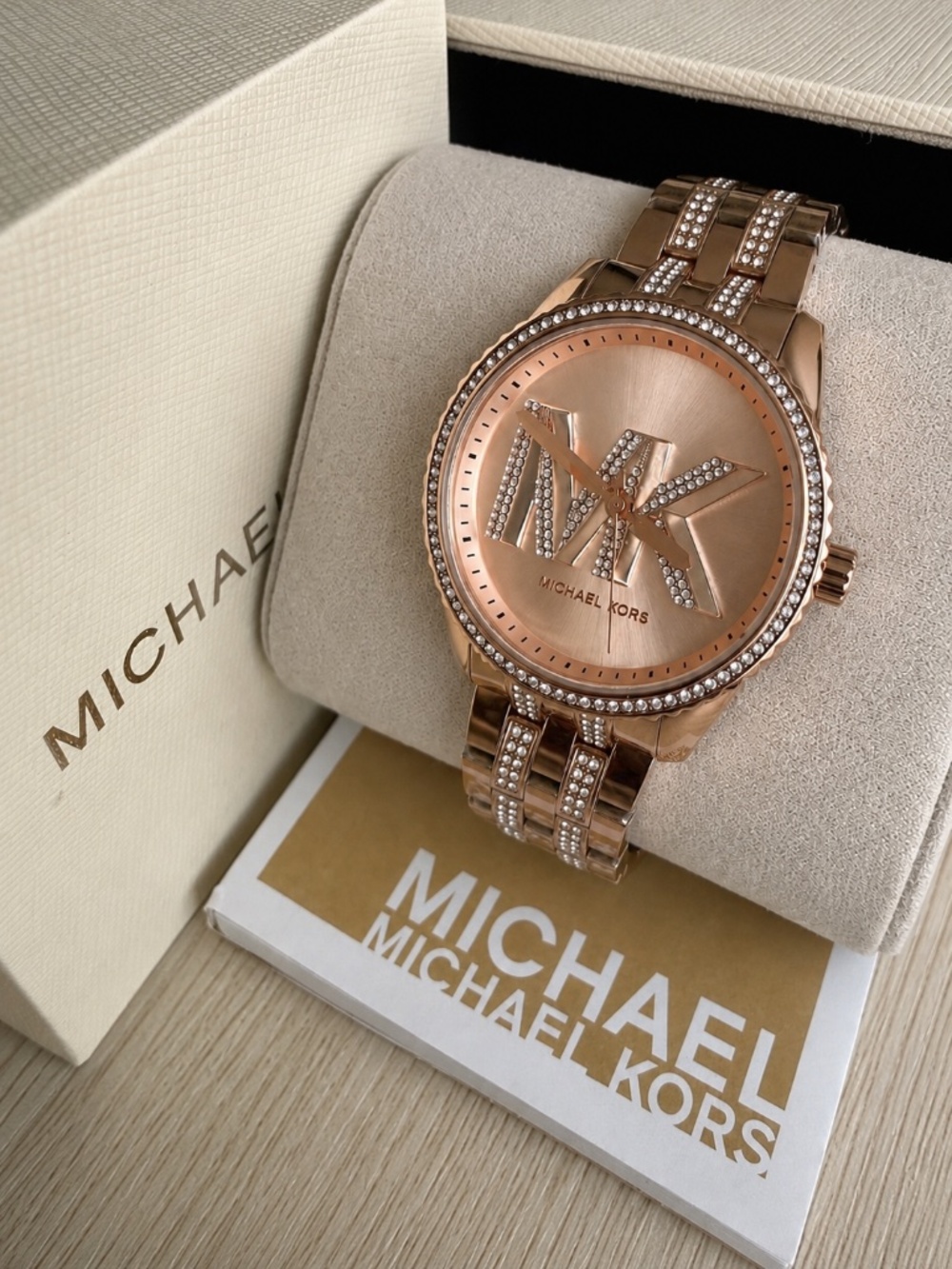 BRAND NEW Michael Kors Mini Bryant Pavé Logo Rose Gold-Tone Ladies’ Watch MK7541